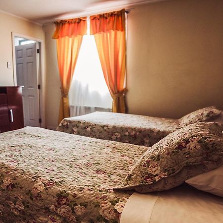Hostal Joshiken Punta Arenas Kültér fotó