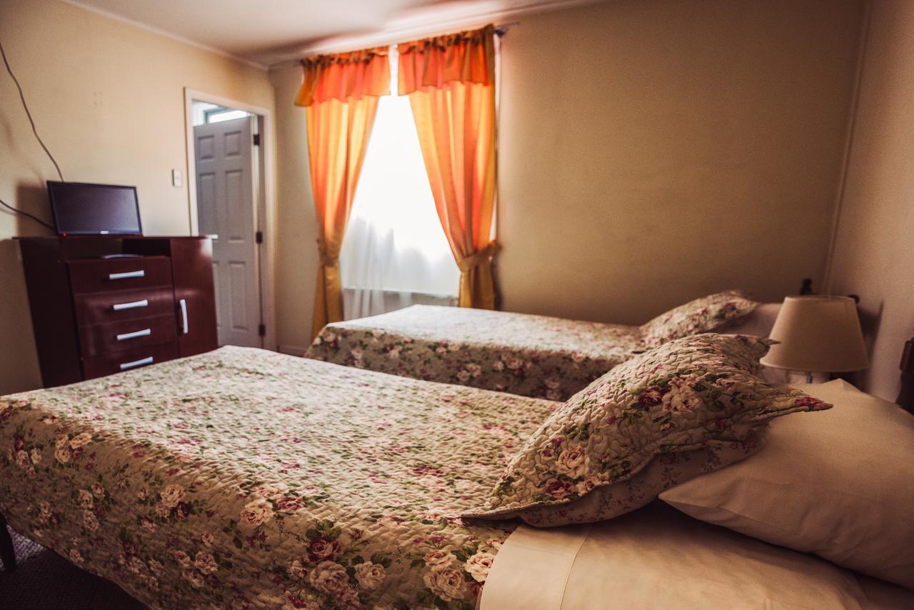 Hostal Joshiken Punta Arenas Kültér fotó