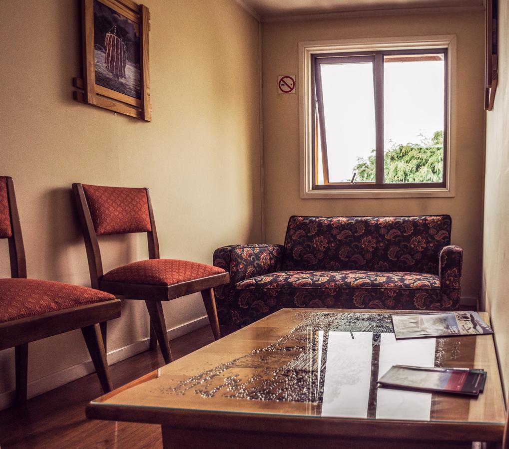 Hostal Joshiken Punta Arenas Kültér fotó